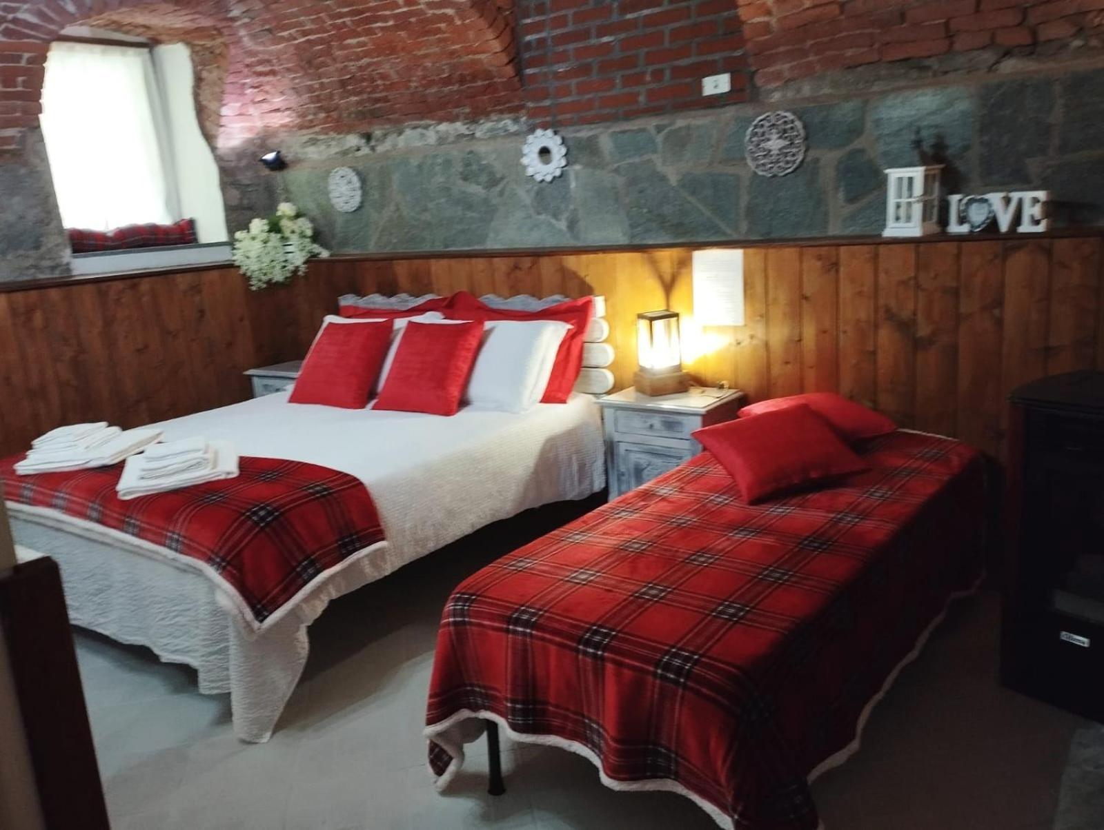 La Ghita Bed & Breakfast Sparone Exterior foto